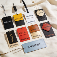 Étiquette suspendue artisanale personnalisée, insert double couche en cuir PU, feuille d'or, œillets en laiton multi-formes, étiquette cadeau faite à la main