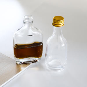 <span class=keywords><strong>Prix</strong></span> de gros Mini Portable vente en gros 100ml haut de gamme vin japonais <span class=keywords><strong>whisky</strong></span> vodka épaissie verre dépoli scellé <span class=keywords><strong>bouteille</strong></span> de tequila - Product Image 5