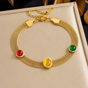 Bracelet vintage pour femme en acier inoxydable, chaîne à maillons, plaqué or, étanche, avec incrustations de résine ovale colorée, large surface - Product Image 1