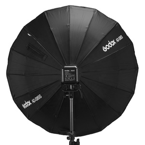 Godox AD-S85S Softbox Parabólico Profundo Plateado <span class=keywords><strong>de</strong></span> 85 cm con Rejilla <span class=keywords><strong>de</strong></span> Nido <span class=keywords><strong>de</strong></span> Abeja para AD400PRO para Fotografía <span class=keywords><strong>y</strong></span> <span class=keywords><strong>Video</strong></span> en <span class=keywords><strong>Estudio</strong></span> - Product Image 1