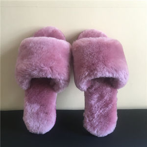 Pantuflas de Piel de Oveja con Pelo Largo y Rizado, Estilo Marni - Product Image 5