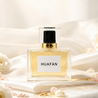 Flacon de parfum carré en verre transparent personnalisé de 30 ml, 50 ml, 100 ml, avec bouchon carré transparent, logo personnalisé, marquage à chaud et emballage