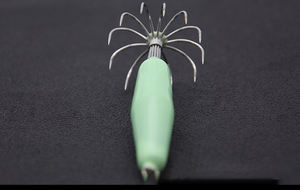 Vente en gros de crochets de gabarit lumineux en acier inoxydable 12 broches Tube de soufflage Parapluie hameçons de pêche <span class=keywords><strong>au</strong></span> calmar sans barbe hameçons de calmar fabriqués - Product Image 3