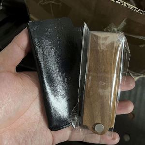 High Quality Green Sandalwood Folding Comb for <b>Creative</b> <b>Gift</b> - Product Image 6