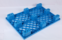 Fabricant de chariot élévateur durable à neuf pattes emboîtables Euro Palette en plastique vente en gros