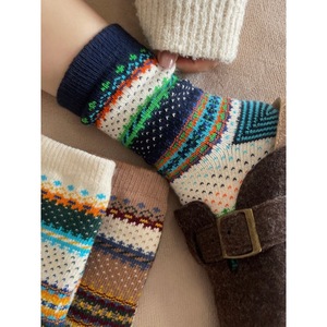 Calcetines de media pantorrilla estilo Fair Isle, azul oscuro, blanco arroz, color pasta de frijol, grosor medio, con patrón de dibujos animados, para mujer - Product Image 1