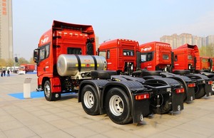 Shacman X3000 6x4 Diesel Tractor Truck With Weichai Engine FAST <b>12</b> Speed Manual Transmission For Logistics Transport - Product Image 5