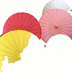 Parasol de style ange en papier écologique élégant et délicat de 84 cm avec logo personnalisé pour les mariages - Cadeau artisanal naturel - Product Image 2