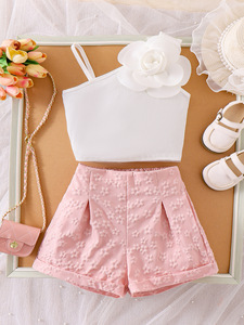 Elegante Completo Estivo per Bambine: Top Asimmetrico Senza Maniche e <span class=keywords><strong>Shorts</strong></span> in Jacquard Floreale Rosa - Product Image 6