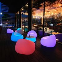 Tabouret de bar LED RGB commercial en plastique PE de haute qualité pour discothèques, événements, hôtels, projets de bars, vente en gros
