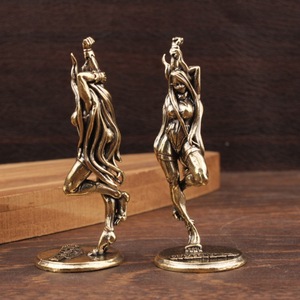 Figura Decorativa de Latón Puro 'Bella Bailarina', Adorno de Escritorio, Escultura para Decoración del Hogar - Product Image 2
