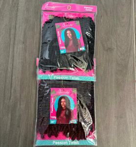 Vente en gros usine Estilo Passion <span class=keywords><strong>Twist</strong></span> Mèches à tresser pré-torsadées pour crochet Ghana <span class=keywords><strong>Twist</strong></span> Passion <span class=keywords><strong>Twist</strong></span> Mèches bouclées pour tressage - Product Image 4