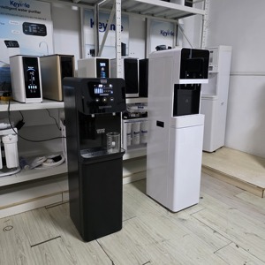 Distributeur d'eau chaude et froide OEM commercial grande capacité avec filtration UF à cinq étapes, certifié CE, économe en énergie, 2 sorties d'eau - Product Image 3