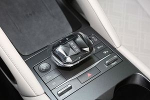301 di <span class=keywords><strong>automobili</strong></span> cinesi più vendute 2025 km 401km Byd Yuan nuovi veicoli energetici utilizzati SUV Auto Byd Yuan up Auto elettrica pura - Product Image 6