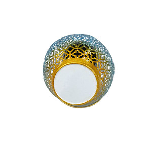 Lanterne solaire suspendue ajourée au design rétro, imperméable, luminaire décoratif d'extérieur, idéal pour un salon - Product Image 5