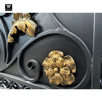 Idées de porte d'allée électrique de luxe en fer forgé avec moteur de porte battante motif de fleurs dorées porte en métal pour jardins de villas