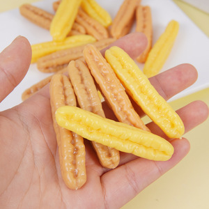 Modelo realista de barra de masa frita de 6.5 cm, divertida comida falsa, miniatura de comida DIY para llavero/decoración de bolso. - Product Image 1