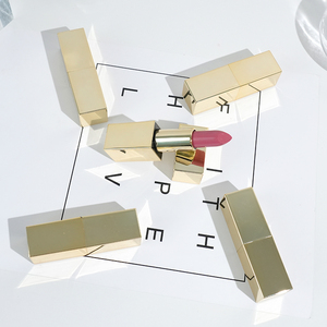 OEM Cosmétiques Brillant Rouge À <span class=keywords><strong>Lèvres</strong></span> 9 Couleurs Paillettes Hydratant Rouge À <span class=keywords><strong>Lèvres</strong></span> Maquillage Étanche Naturel Longue Durée Soutien Personnalisé - Product Image 3