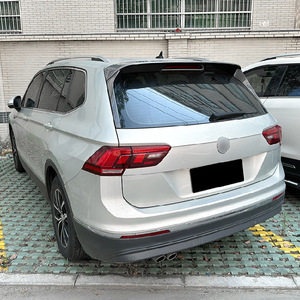 Kit de Carrocería Trasera para Volkswagen Tiguan Mk2 2017-2023, Negro Piano, Fibra de Carbono ABS, Juego Completo, Estilo R-Line - Product Image 1