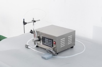 Machine de remplissage semi-automatique à tête simple ou double, pompe magnétique résistante à la corrosion pour liquides