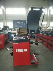 <span class=keywords><strong>2025</strong></span> phong cách mới Chất lượng cao nhà máy bán tốt 28 inch Màn hình LCD bánh xe cân bằng TH-90E với Laser vị trí lốp cân bằng - Product Image 5