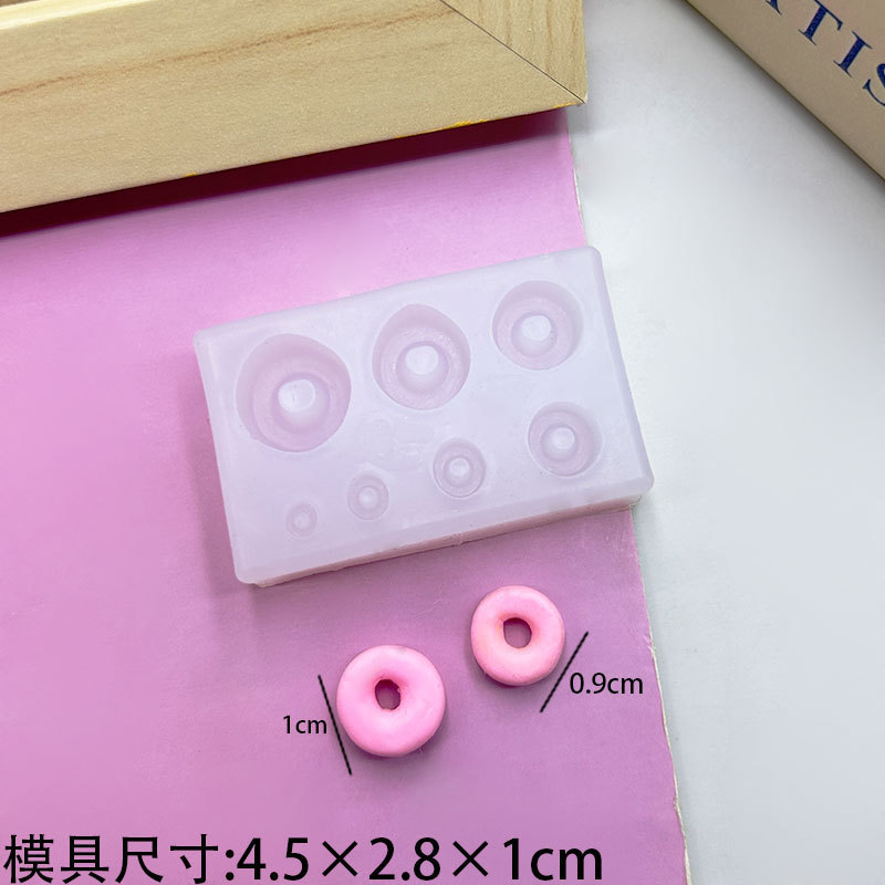 7-piece donut mold