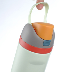 <span class=keywords><strong>Bouteille</strong></span> d'eau colorée avec couvercle portable en métal, isolée sous vide en acier inoxydable |   Gourde réutilisable anti-fuite pour le bureau et les voyages - Product Image 3