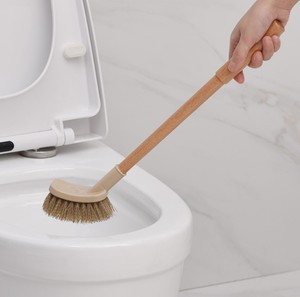 Cepillo de limpieza para inodoro de fibra de coco natural y ecológica con mango largo de haya - Product Image 6