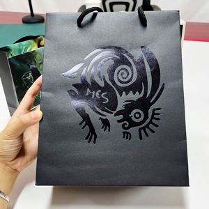 Bolsas <span class=keywords><strong>de</strong></span> <span class=keywords><strong>Papel</strong></span> Ecológicas con Logotipo Impreso Personalizado, Bolsas <span class=keywords><strong>de</strong></span> <span class=keywords><strong>Papel</strong></span> <span class=keywords><strong>Kraft</strong></span> Impresas al por Mayor <span class=keywords><strong>de</strong></span> Alta Calidad para Ropa - Product Image 5