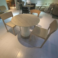 Table à manger ronde moderne en gros, meubles d'usine, 80 cm, 4 places, plateau en verre, base en plastique, noir, restaurant, café