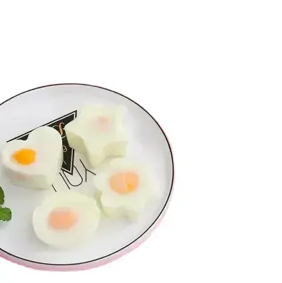 キッチンクリエイティブDiyシリコンミニエッグクッカー高温耐性エッグボイラーベビープディング卵蒸し器型
