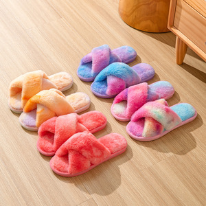 Nouvelle fourrure personnalisable pour chaussons femme, motif tie-dye croisé tendance avec finition duveteuse pour l'hiver, l'été et l'automne - Product Image 4