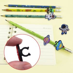 Commercio all'ingrosso in pvc penna topper decorazione a matita per gli studenti rimovibile penna riutilizzabile charm copertura penna astronauta veicolo spaziale <span class=keywords><strong>UFO</strong></span> - Product Image 1