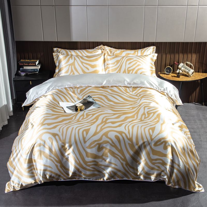 ม้าลายทอง