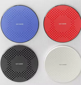 <span class=keywords><strong>Cargador</strong></span> Inalámbrico Redondo <span class=keywords><strong>para</strong></span> Teléfono Móvil, Soporte de Escritorio Portátil, Carga Rápida de 10W, Salida Tipo-C Ecológica con Logotipo Personalizado - Product Image 3