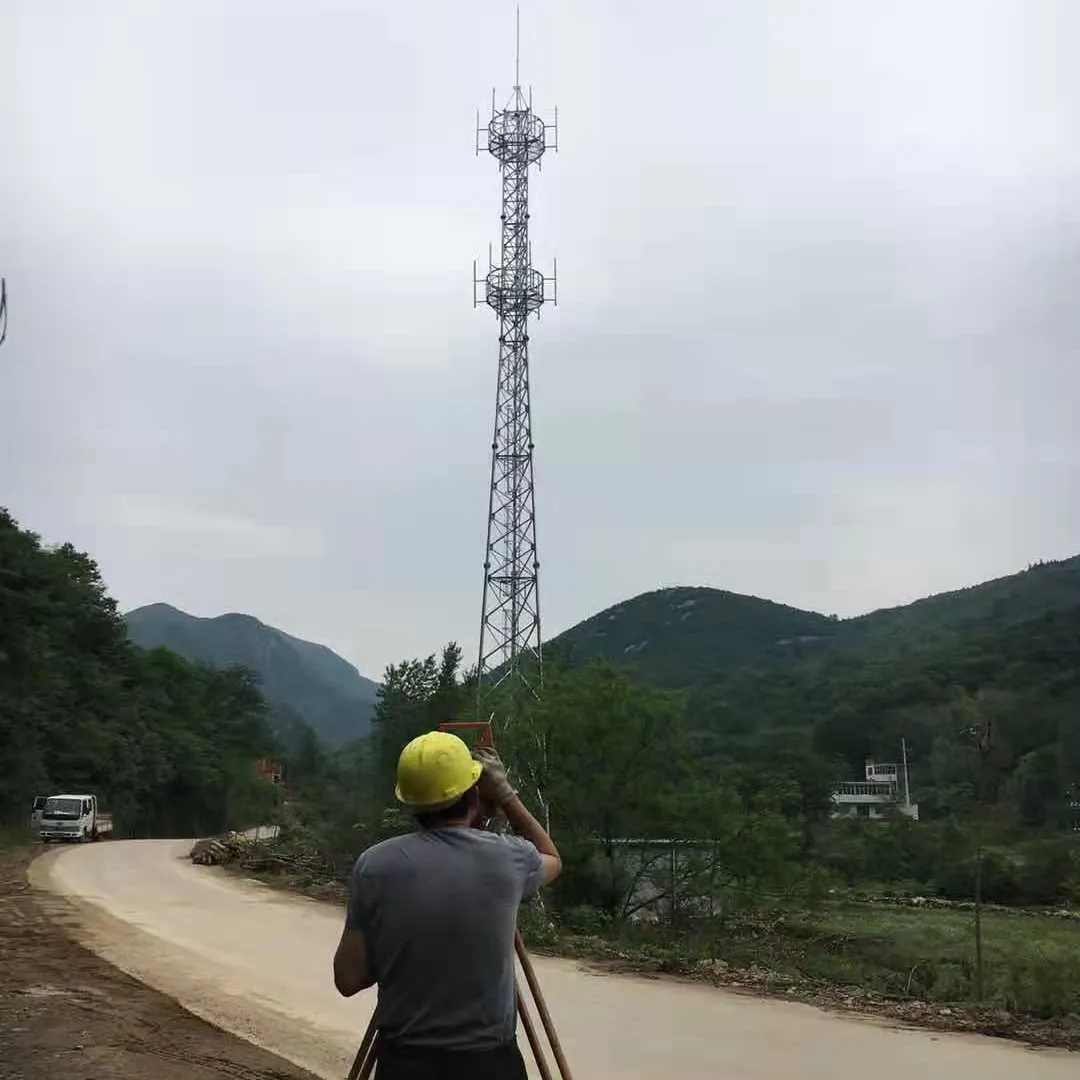 Made in China <span class=keywords><strong>3</strong></span> Legged Self Supporting Steel Tube Tower GSM Antenna Communication Tower