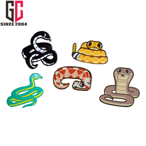 15 ans usine personnalisé 2025 ans serpent venimeux dessin animé Animal émail épinglette métal artisanat badge - Product Image 3