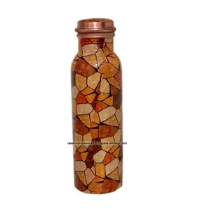 Impression extérieure en émail de bouteille d'eau en cuivre pur au look luxueux et admirable pour une bonne guérison ayurvédique - Product Image 1