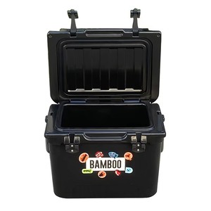 Frigo Portatile Rotostampato da 20QT, 5 Giorni di Conservazione Ghiaccio, Borsa Termica Robusta Stile Classico con Maniglia in Acciaio Inox per Esterni - Product Image 6