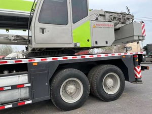 Used Zoomlion 70 Ton Hydraulic Mobile Truck <b>Crane</b>, Motor Gearbox Lifting Height for Sale - Product Image 4