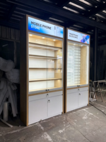 Vitrine personnalisée pour téléphones portables, présentoir en bois pour magasin de réparation de téléphones portables avec panneau rainuré, design intérieur pour boutique de téléphonie mobile