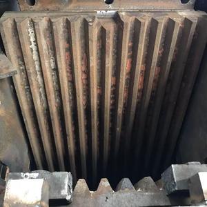 Hoogwaardige mobiele kaakplaat van gesmeed hoog-mangaanstaal voor de mijnbouw, onderdelen voor kaakbrekers - Product Image 5