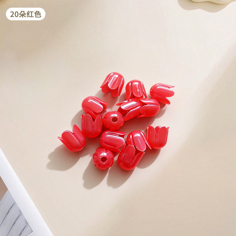 A pack of 20 bright red tulips