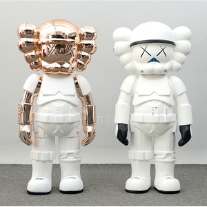 Figura Kaws, Escultura de Resina, Arte Pop Contemporáneo, Decoración para Exhibición en Suelo - Product Image 4