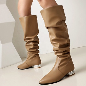 Bottes longues souples à talons carrés bas et bout pointu, grande taille 48, pour femmes, coupe large, plates, hauteur genou - Product Image 2