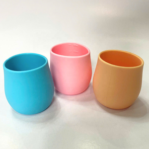 Gobelet réutilisable en silicone de qualité alimentaire, écologique, sans BPA, fabricant OEM personnalisé, multi-usages - Product Image 1