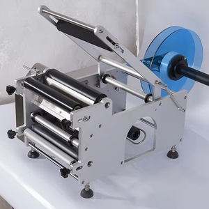 LK-LSTB14 yarı otomatik el preslenmiş yuvarlak şişe genişletme manuel el kumandalı kodlama ve etiketleme makinesi - Product Image 4