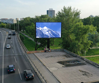 Panneau publicitaire LED P5 d'extérieur 18x8 IP65 haute luminosité pour affichage d'animation, idéal pour les gares de métro et les vitrines de magasins