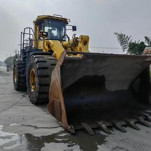 Chargeuse sur pneus Komatsu WA600 d'occasion, d'origine japonaise, 52 tonnes, grande chargeuse frontale, godet de 6,4 m³ pour l'exploitation en carrière - Product Image 5