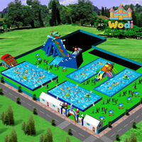Parc aquatique gonflable géant avec trampoline pour les stations balnéaires